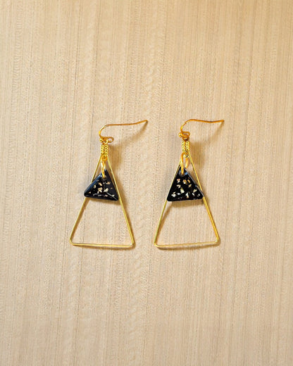 Triangle Noir Earrings